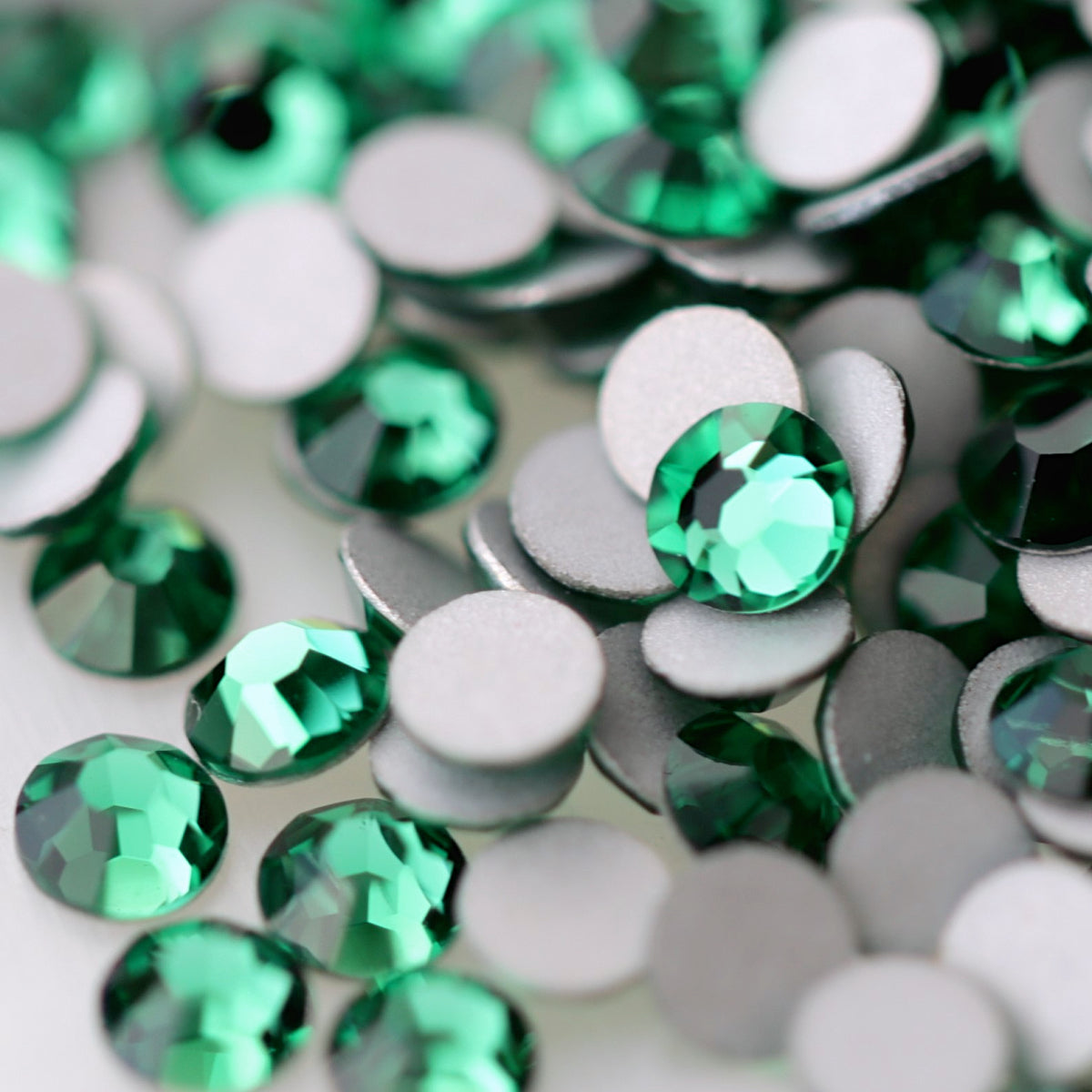 preciosa flatback crystal rhinestone mint green color