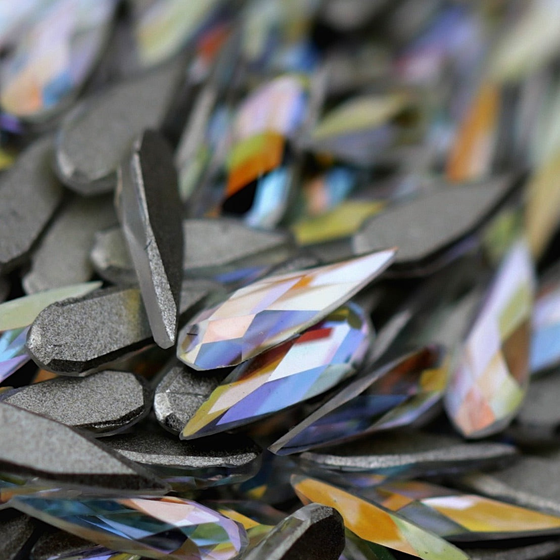 k9 crystal made drop shape rhinestone in crystal gold shimmer color