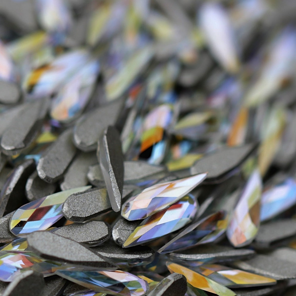 k9 crystal made drop shape rhinestone in crystal gold shimmer color