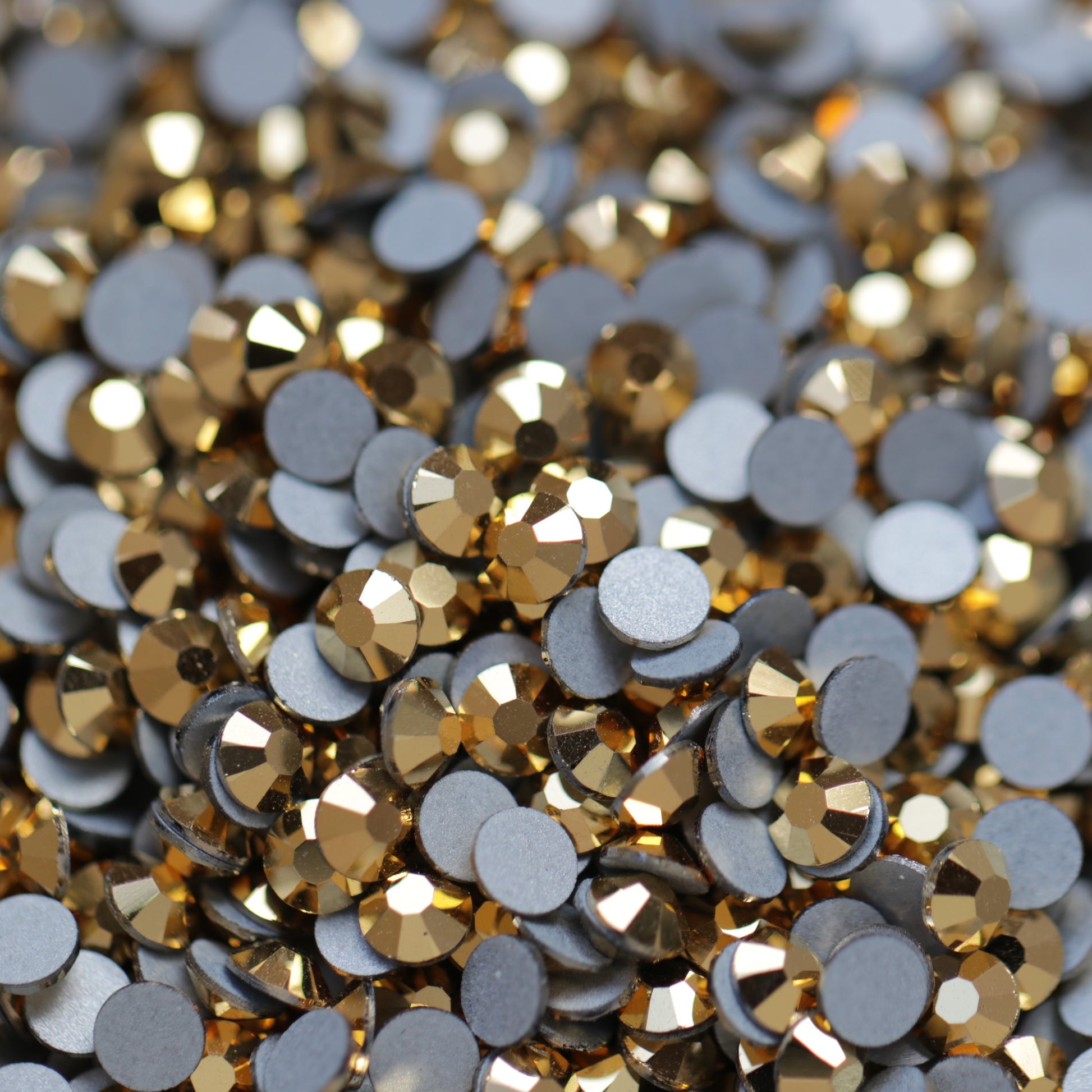 preciosa flatback crystal rhinestone in aurum color