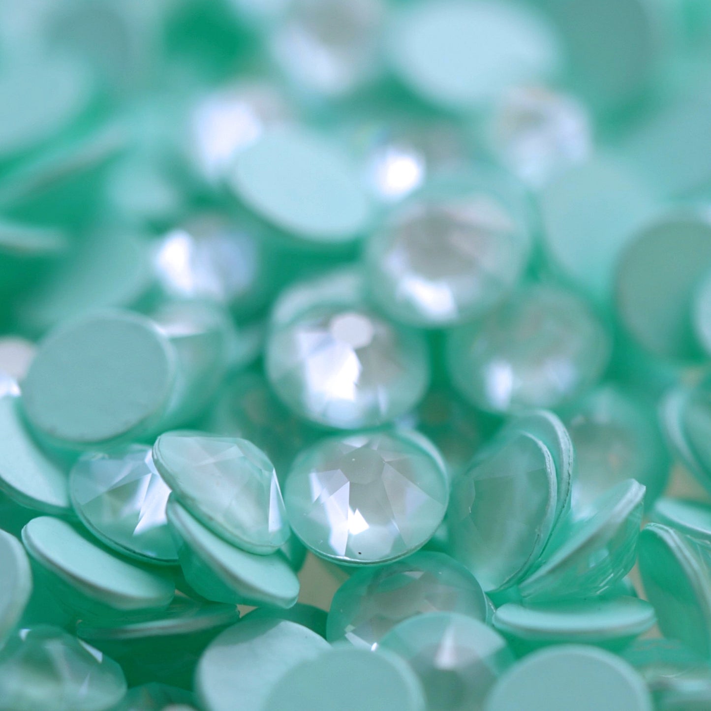 Swarovski Flatback Crystal Rhinestone Soft Mint Ignite