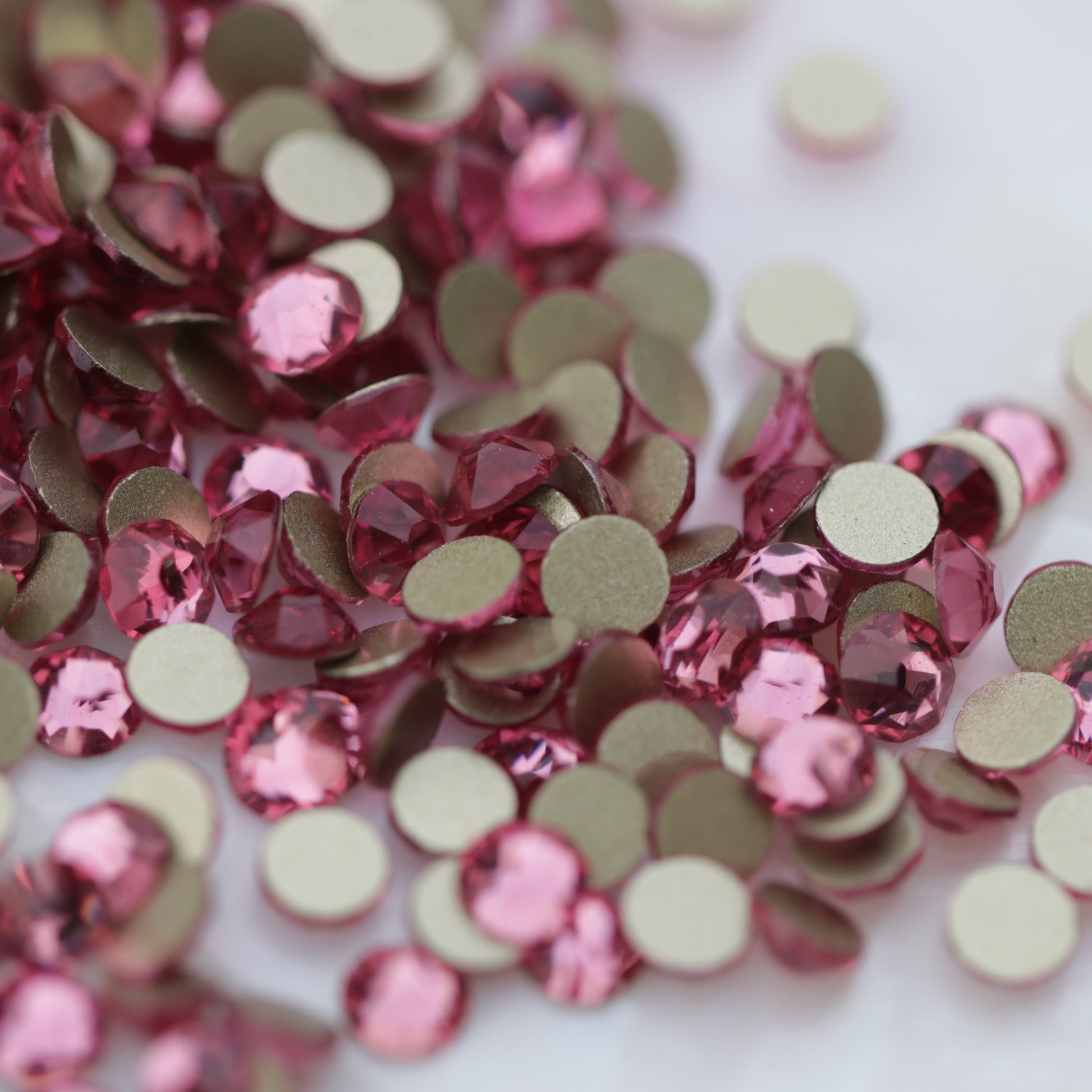 swarovski flatback crystal rhinestone in rose color