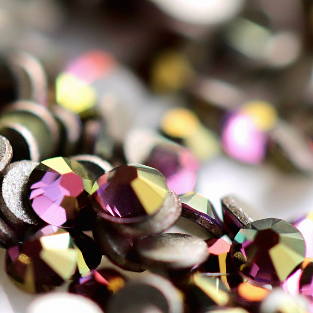 swarovski crystal rhinestone lilac shadow color